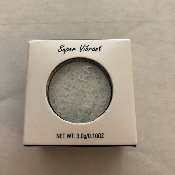 NEW PHOERA Super Vibrant Metallic Eye Shadow - Picture 5 of 5